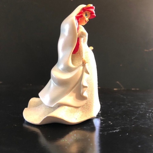 Ariel figure like new, wedding dress with glitter from Disney