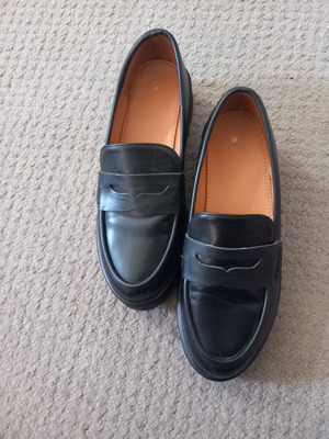 Loafers women's shoes size 36 black like new