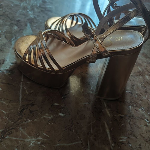 High-heeled pink bronze platform sandals size 36 new