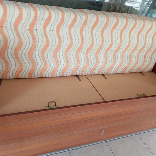 Sofa with storage like new, 161x56 cm, 38 cm depth