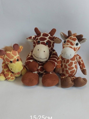 Plush toys like new, set of three giraffes 15-25cm