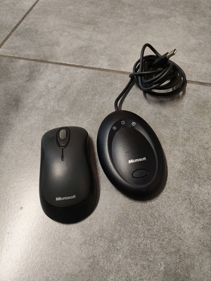 Microsoft Wireless Optical Mouse and Desktop Receiver 2.1 with free keyboard
