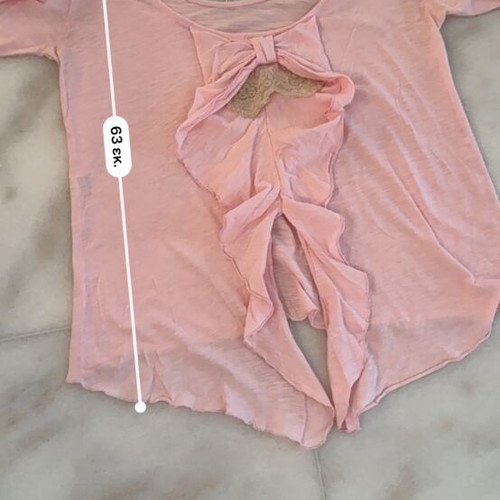 Boho style blouse set of 2 with lace and open back like new