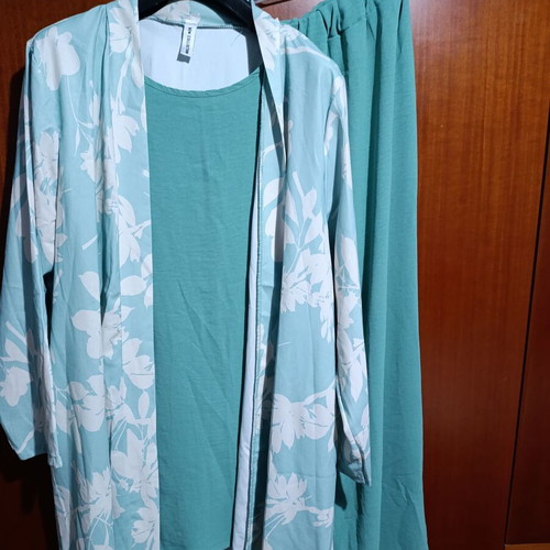 Set blouse and pants like new, new collection, turquoise