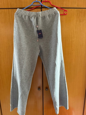 Women's gray tracksuit new, size XXL