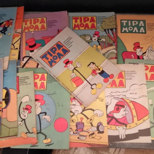 Various comics used with Spiderman, Batman, Superman, Tiramola and more