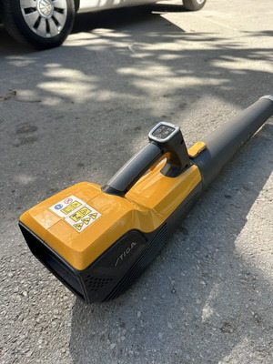 Stiga SAB 500 cordless blower like new, body only