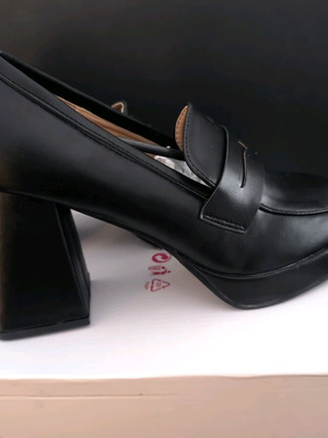 Loafers high-heeled women's shoes new size 38 black