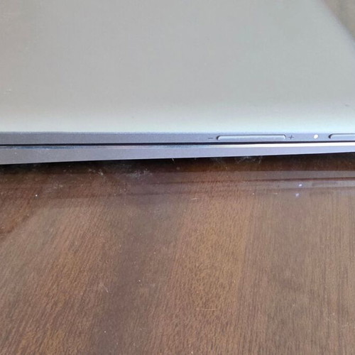 Lenovo Miix 320 2-in-1 Tablet Detachable Keyboard 2GB RAM 32GB Storage