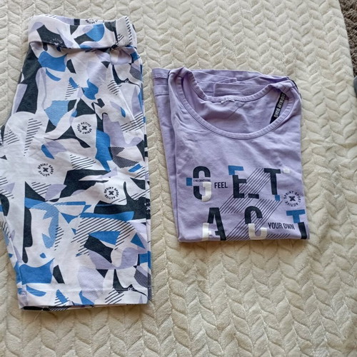 Sprint sleeveless top and cycling leggings set like new, multicolor, 14-16 years
