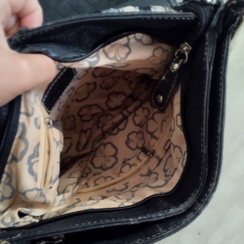 Doca shoulder bag like new, beige and blue