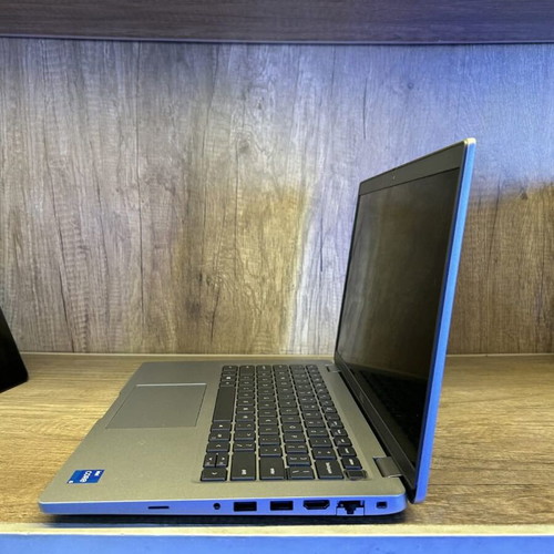Dell Latitude 5420 laptop, 11th Gen i5, 8GB RAM, 256GB SSD