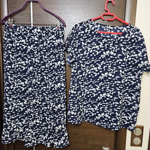 Fransa women's set skirt and blouse like new, white and blue