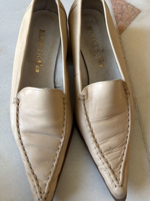 Shoes pumps size 39 leather like new beige narrow fit