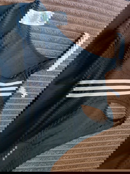 Adidas μπούστο