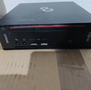 Fujitsu esprimo q556 i3