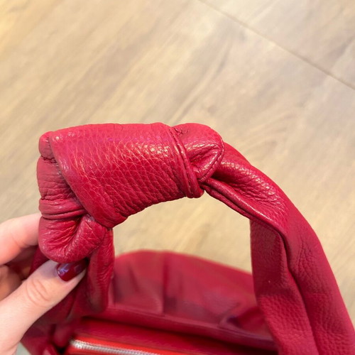 Leather shoulder bag like new, deep red, 100% leather