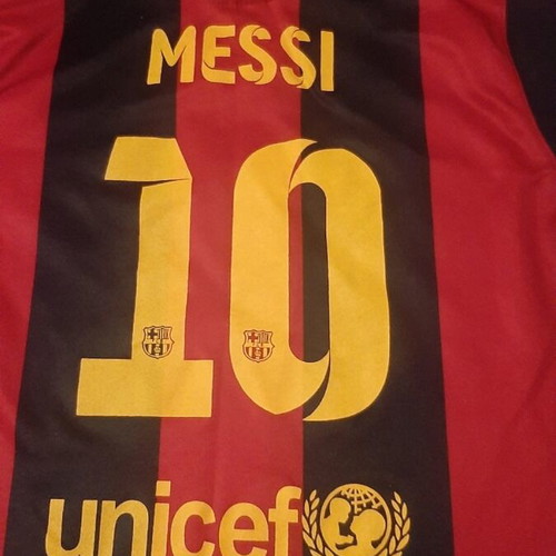 FCB team shirt like new, boy size 14