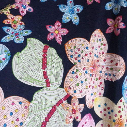 Floral blouse like new, size XL, with metallic stones
