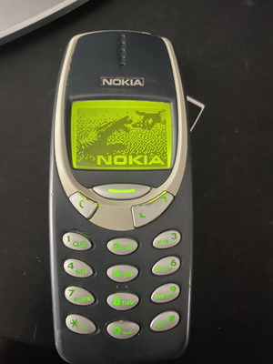 Nokia 3310 μεταχειρισμένο, σε λειτουργική κατάσταση με γνήσιο φορτιστή, unlocked
