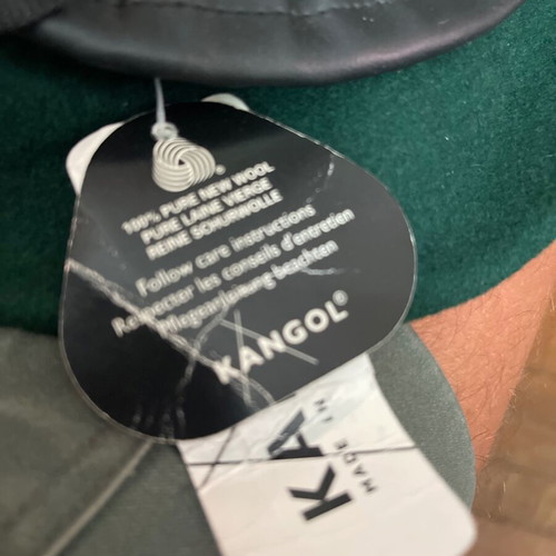 English green commando beret wool with tag, new