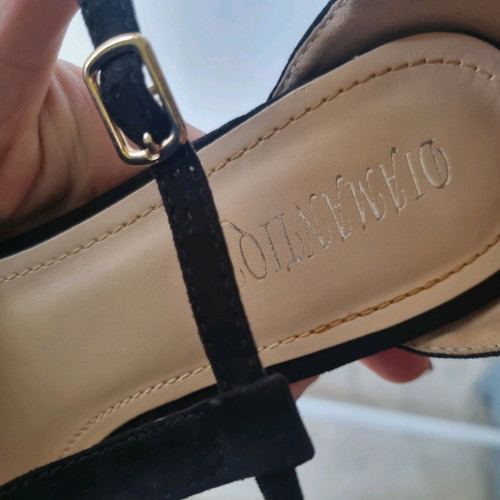 Βελούδινα παπούτσια με τακούνι και αγκράφα σαν καινούργια, νούμερο 41