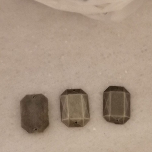 Decorative lead stones pack of 18, new