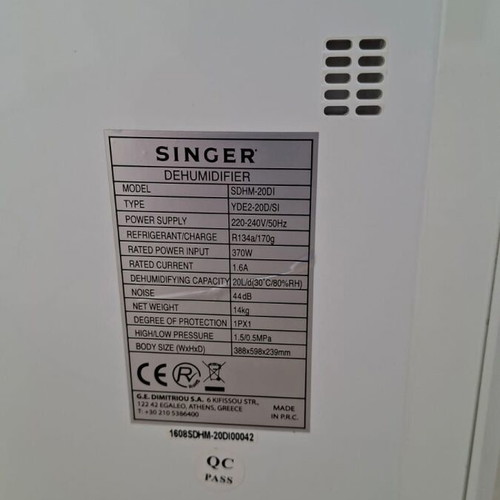 Singer SDHM-20DI 20 lt dehumidifier like new with ionizer