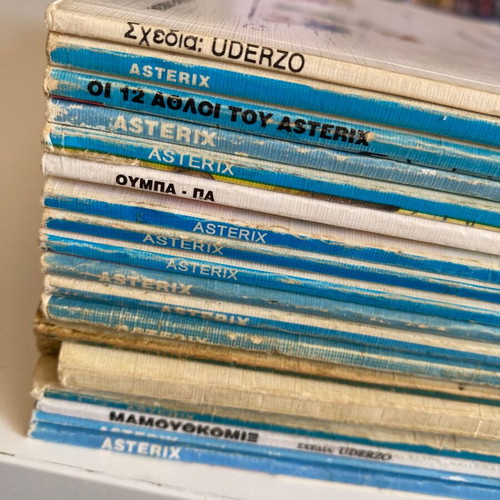 Asterix comics pack of 19 issues like new
