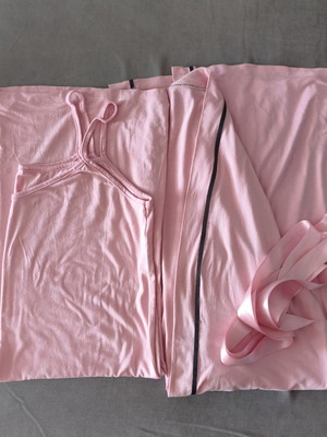 Nightgown and Robe Set Trendyol pink size Large like new cotton