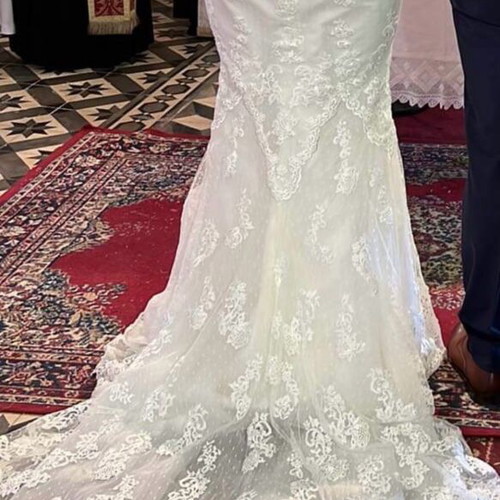 Pronovias wedding dress like new, mermaid line, size 40