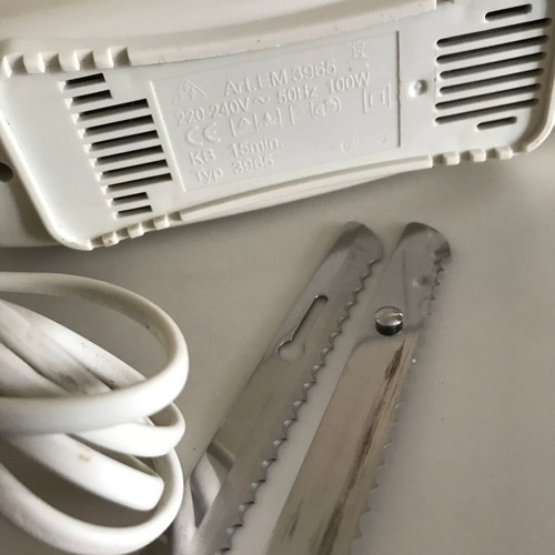 Severin EM3965 electric knife used 100W