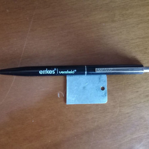 Senator pen used