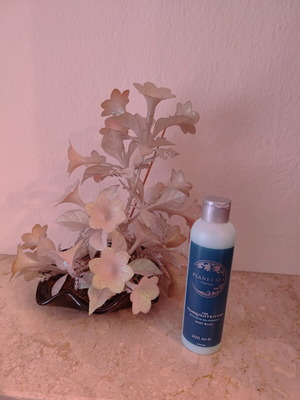 Avon Planet Spa Body Wash 200 ml new