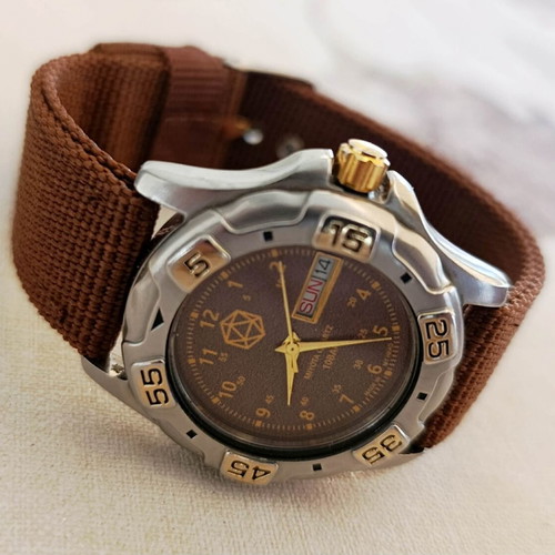 Citizen wristwatch DnD D20 logo like new, gold and silver