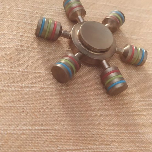 Fidget spinners in excellent condition