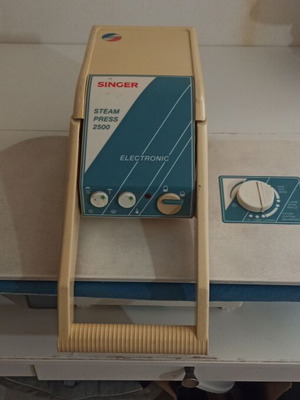 Singer Steam Press 2500 electronic ironing press used