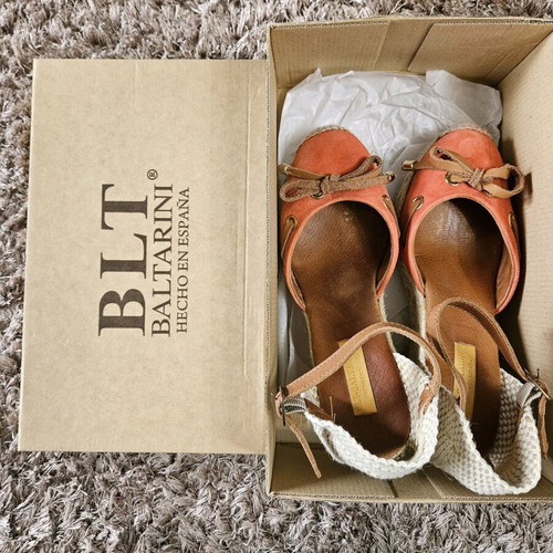 Baltarini women's espadrilles like new, coral, size 37