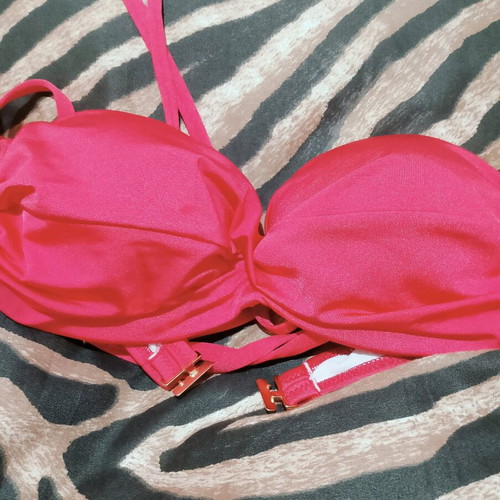 Bikini top Lascana like new, pink, size XS