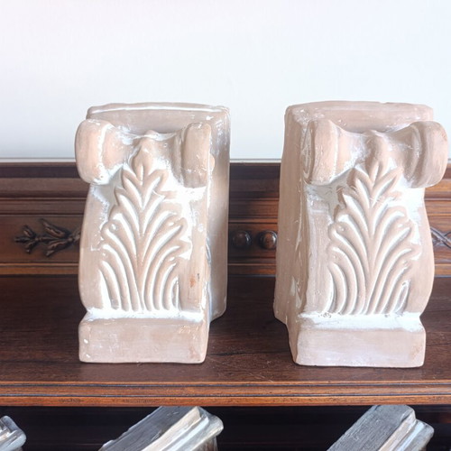 Pair of decorative corbels bookends in genuine terracotta, classic style