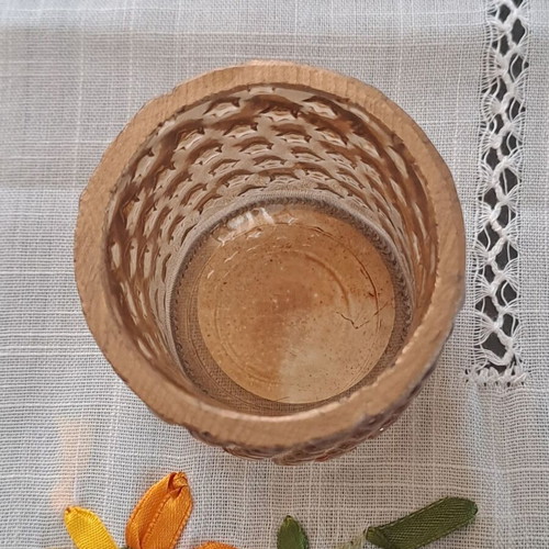 Glass candle holder for tealight new, embossed