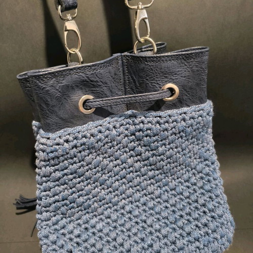 Knitted handmade shoulder bag blue new with leather details