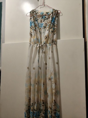 Beach kaftan, white and blue