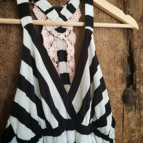 Maxi dress with striped halter like new, multicolored