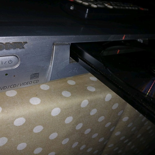 Sony CD, DVD, VCD player like new