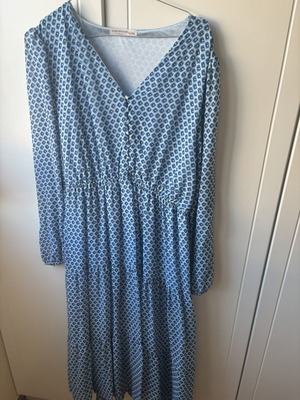 Dress like new, blue, sizes L and XL