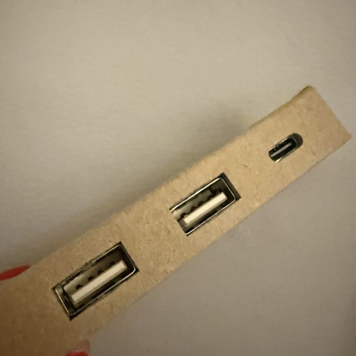 Adaptor polybrizo USB like new, suitable for multiple ports
