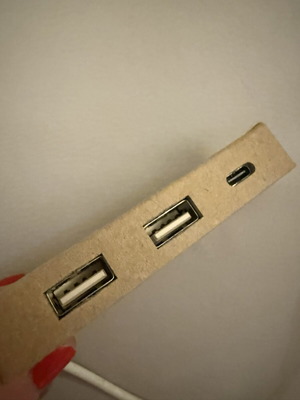 Adaptor πολύμπριζο USB σαν καινούργιο, κατάλληλο για πολλές θύρες