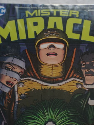 Mister Miracle issue 7 like new
