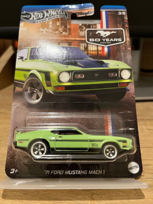 Hot Wheels '71 Ford Mustang Mach 1 new
